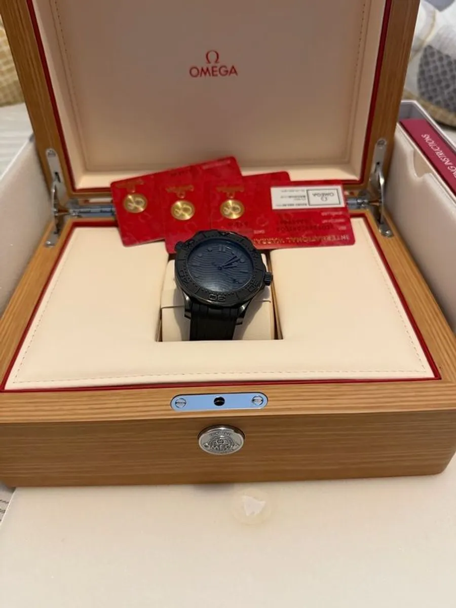 omega Seamaster 300m - Image 1