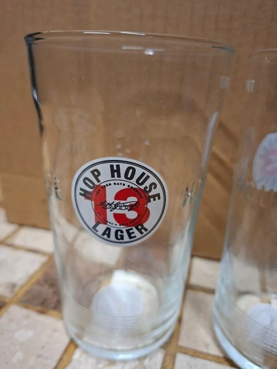 Guinness Hop house 13 pint glass - Image 1