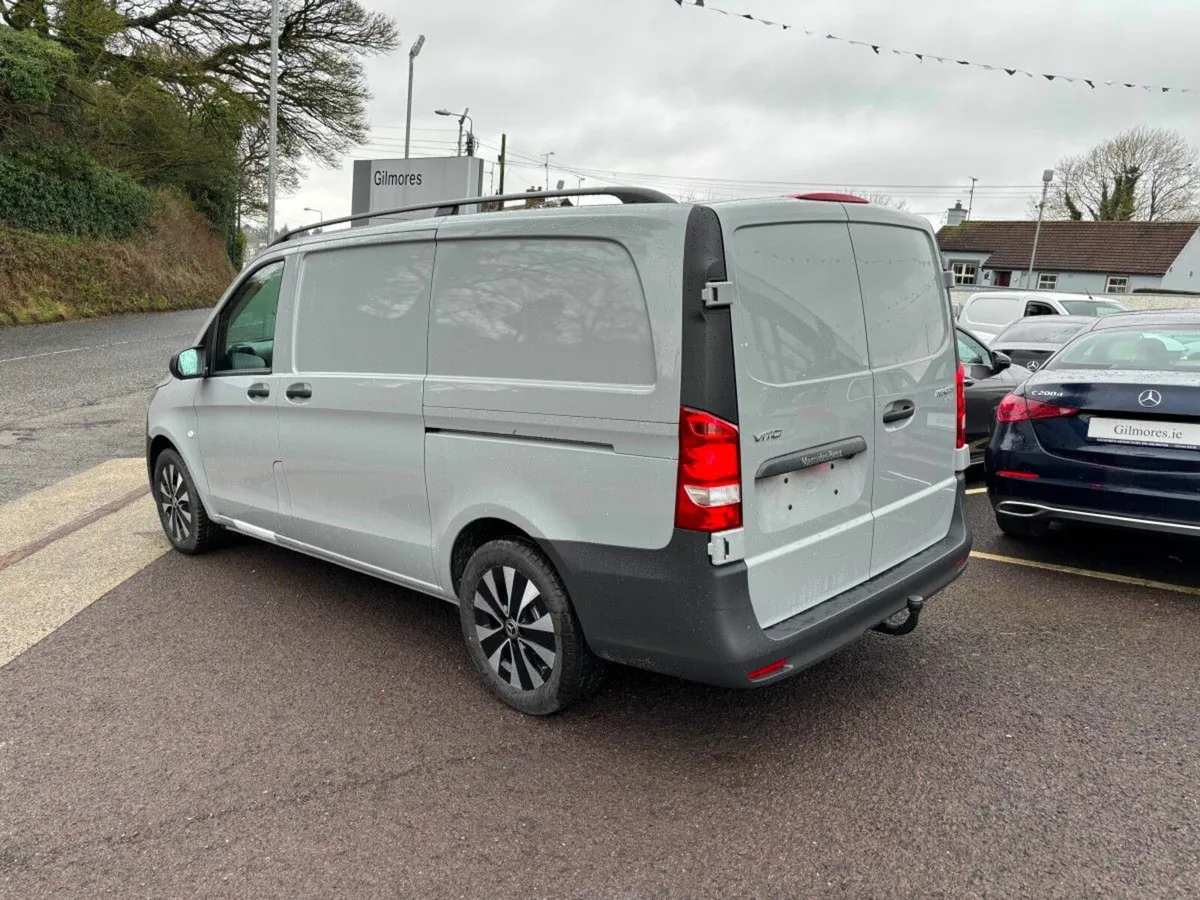 Mercedes-Benz Vito 119LWB PRO Automatic - Image 3