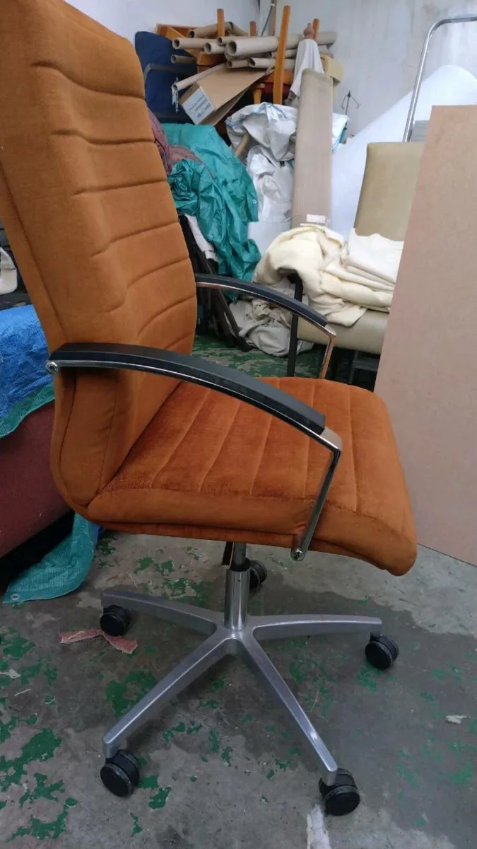 Office chairs Quick sell - Image 2
