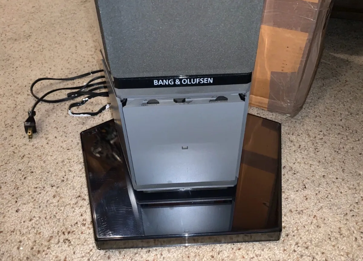 B &O Penta Speakers - Image 4