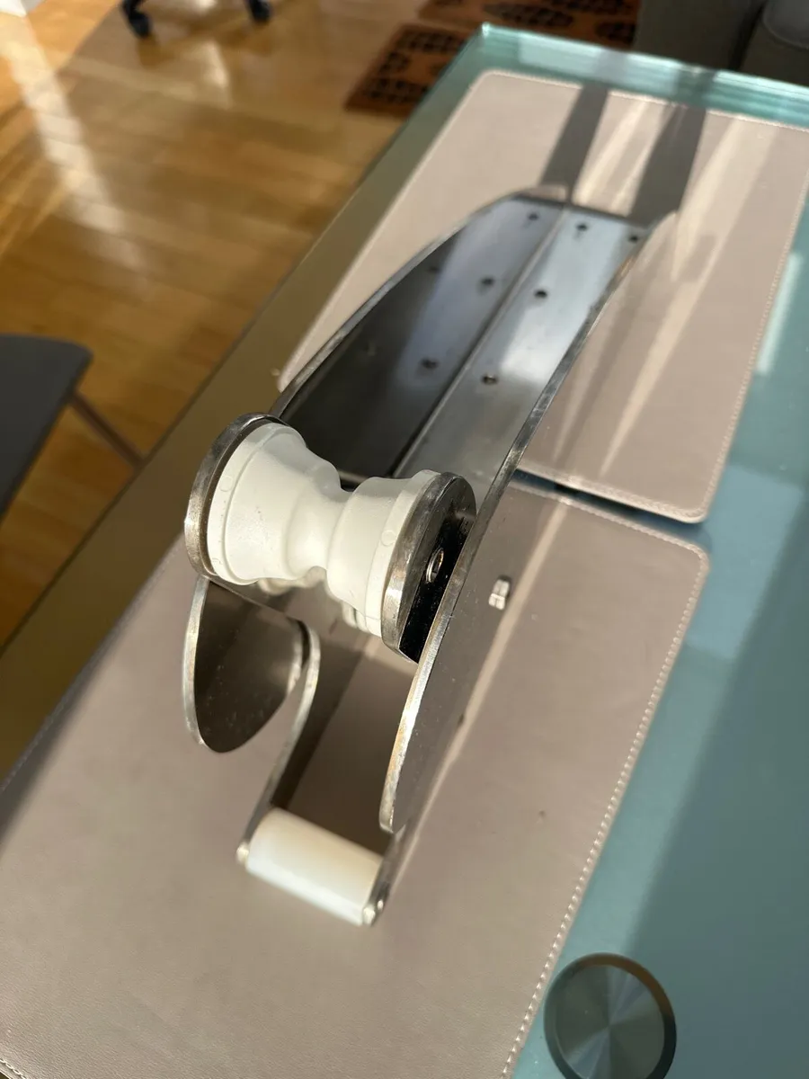 New Bari Bow Roller Stainless 490mm - Image 2