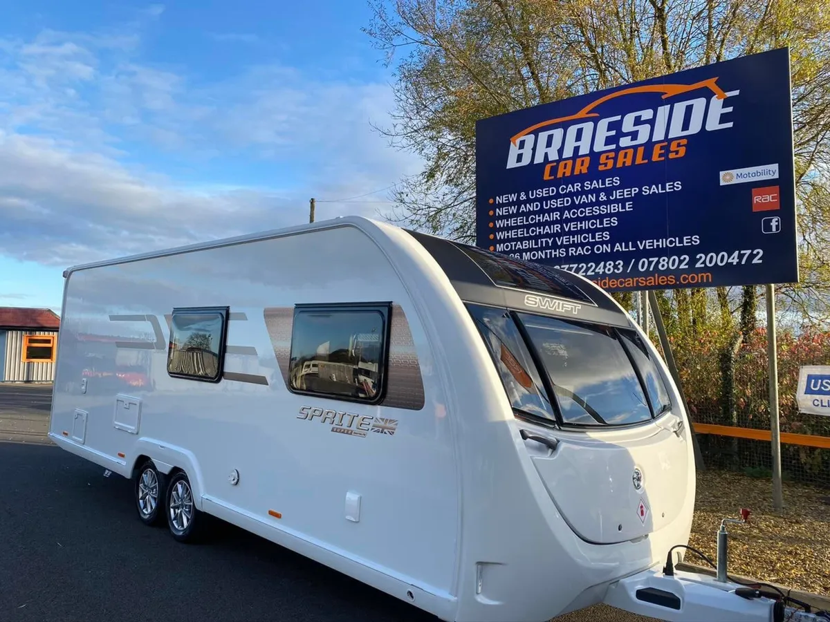 2021 SWIFT QUATTRO D/B 8FT WIDE 6/7 BERTH BUNK BED - Image 1