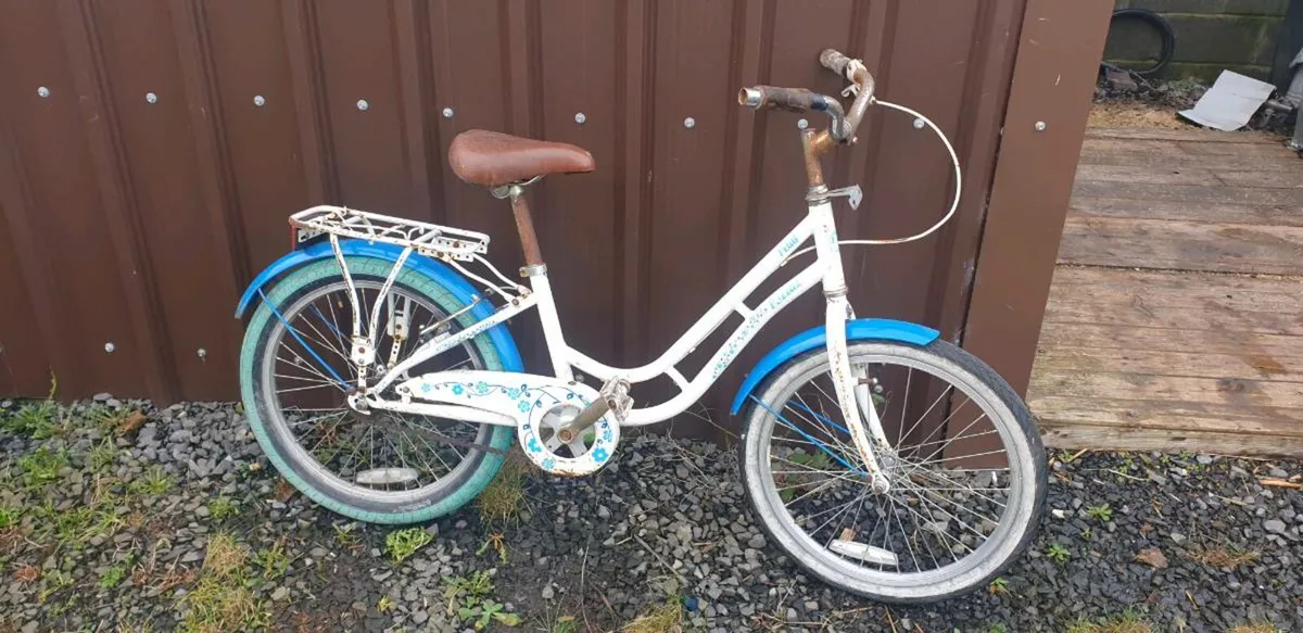 Bicikle& slide. - Image 3