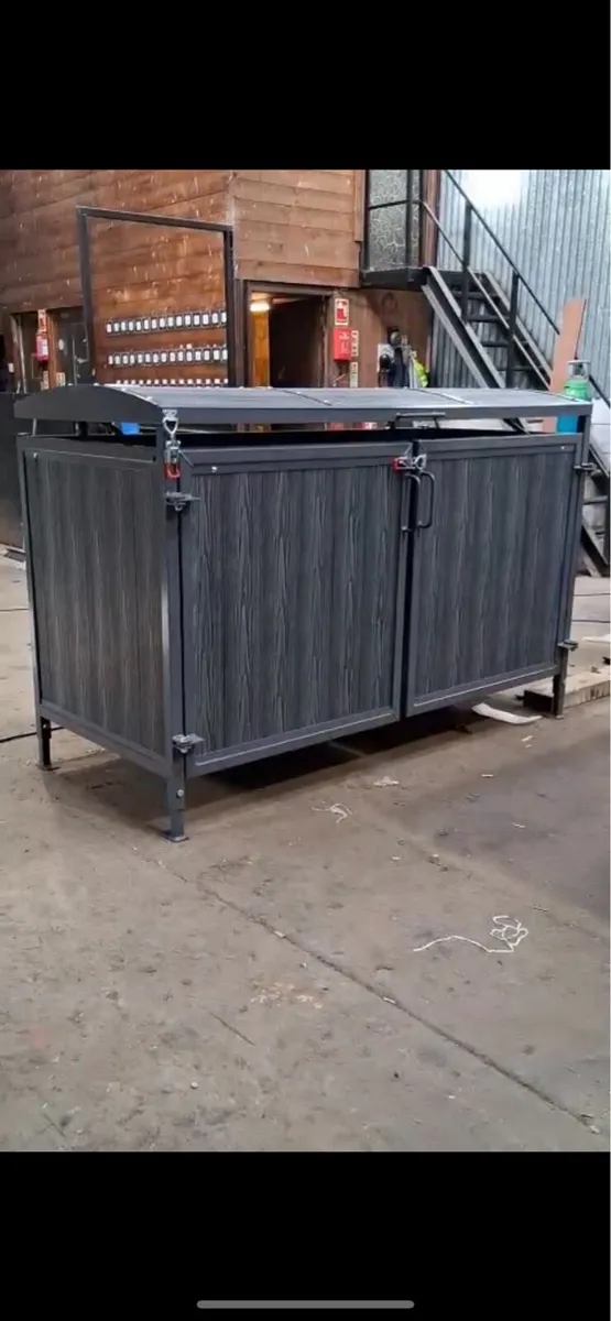 Steel storage bin - Image 1