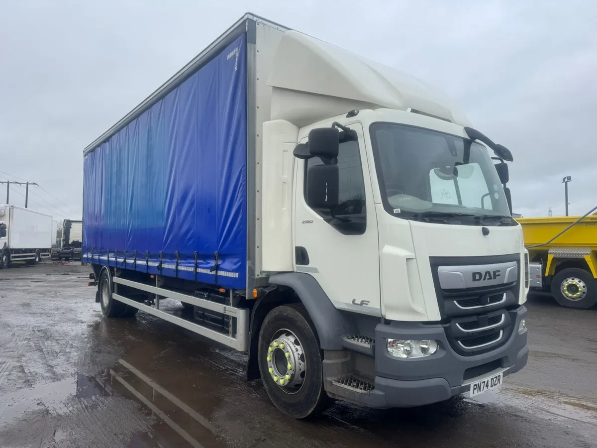 2024 DAF LF260 4x2 Curtainsider - Image 1