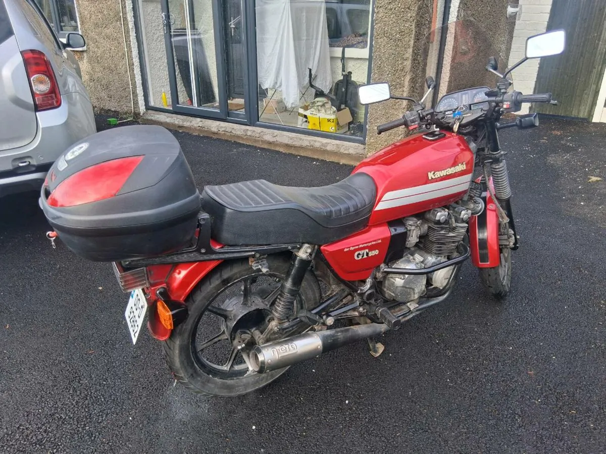 Kawasaki GT550 - Image 4