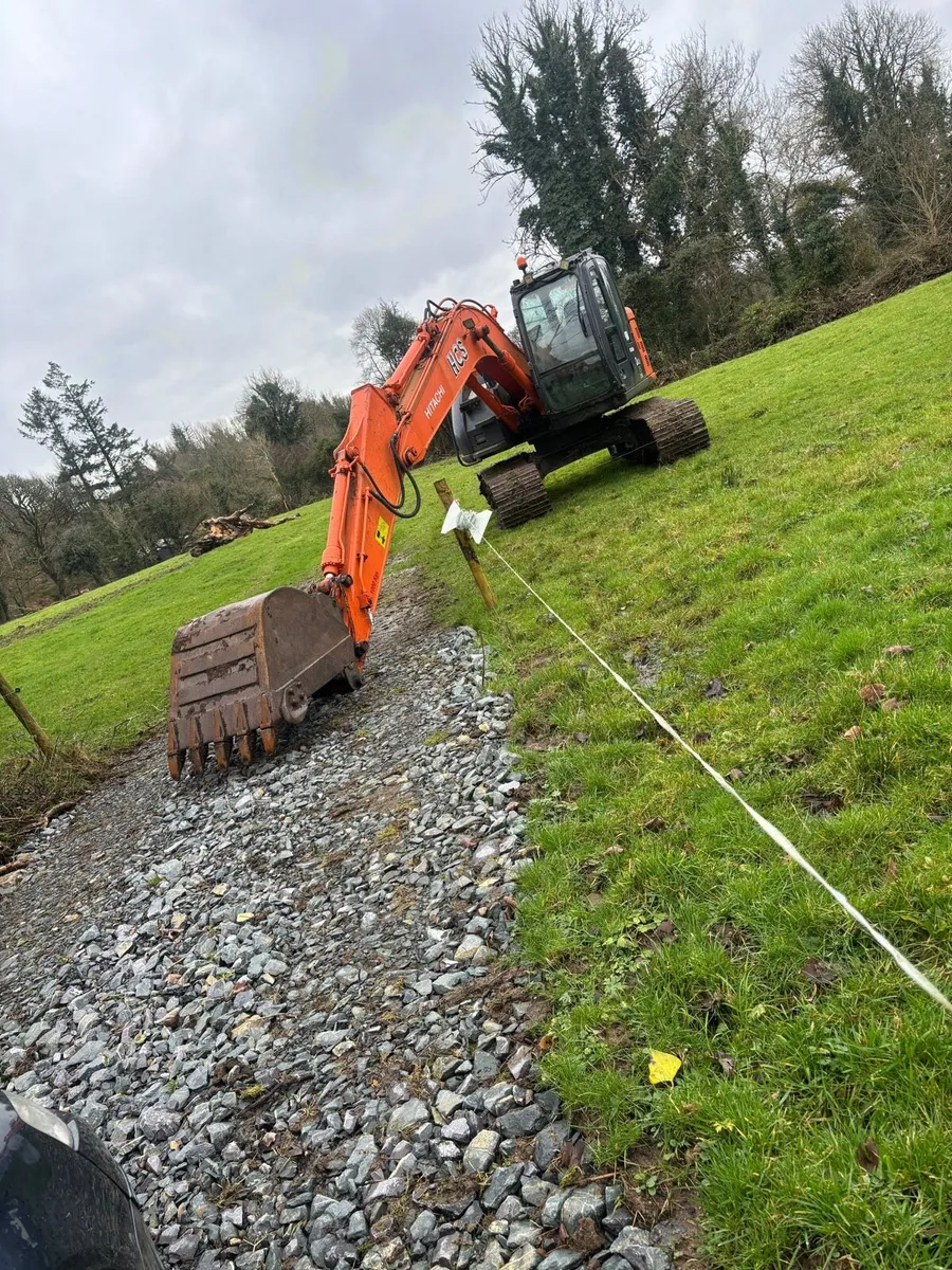 Hitachi 135 - Image 3