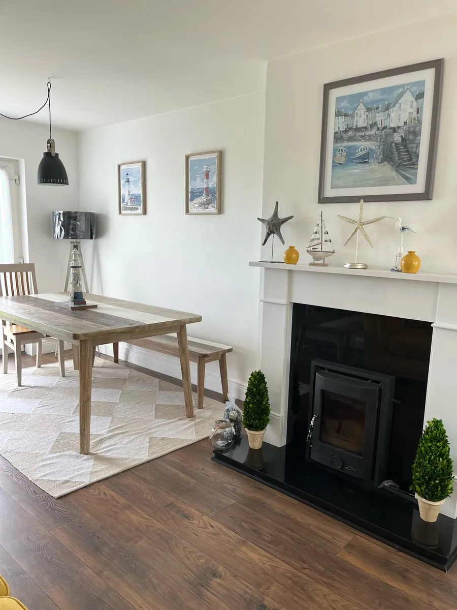 Holiday Home - Image 4