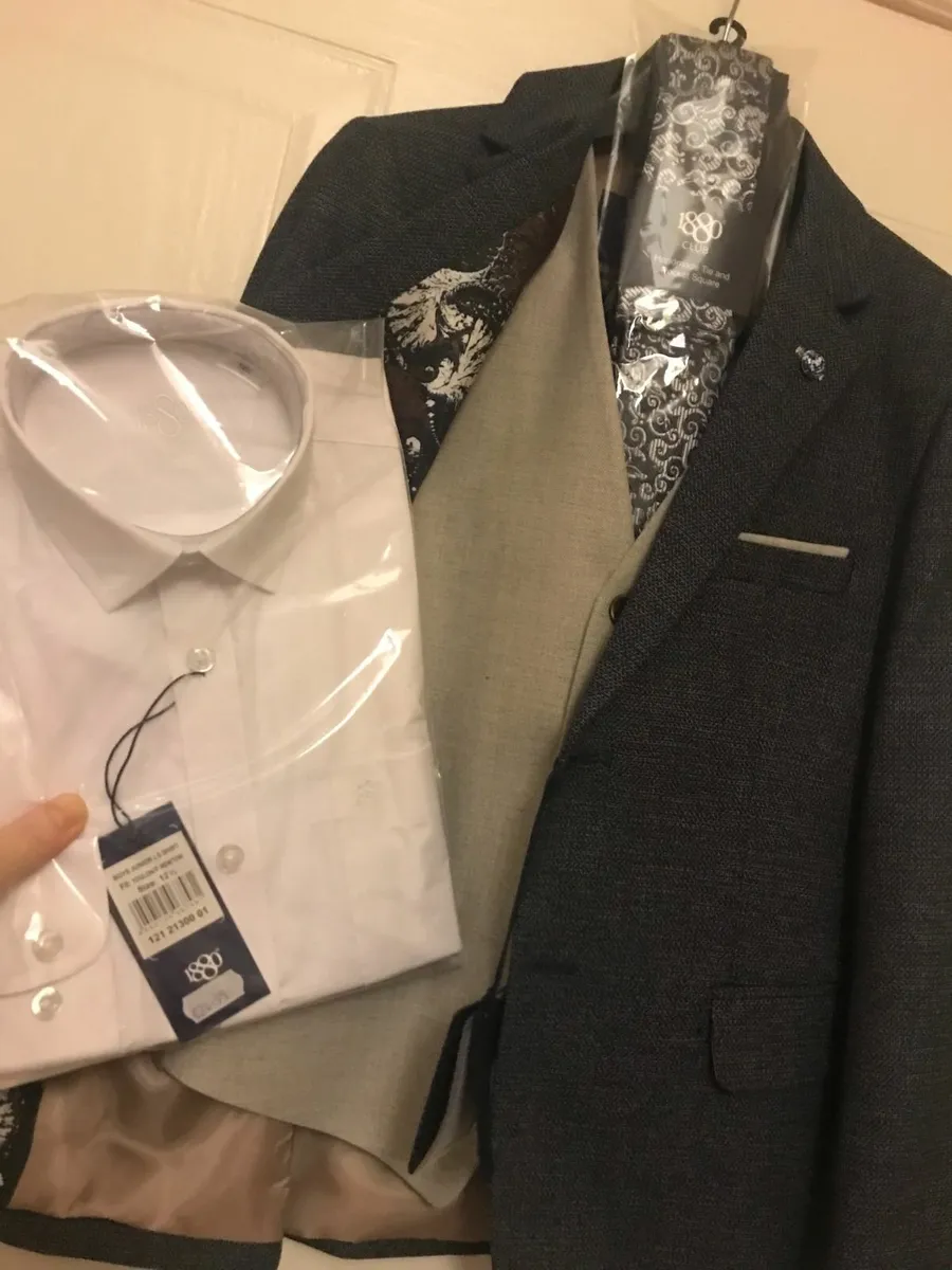 Boys Confirmation Suit - Image 2