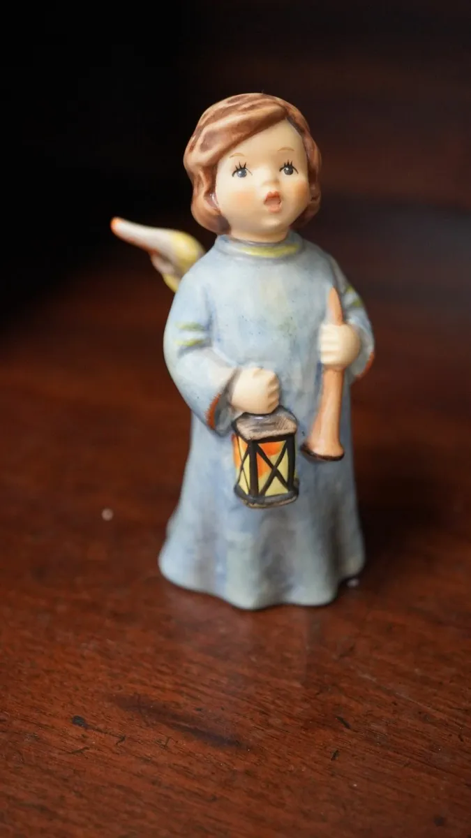 Hummel Figurine - Image 1