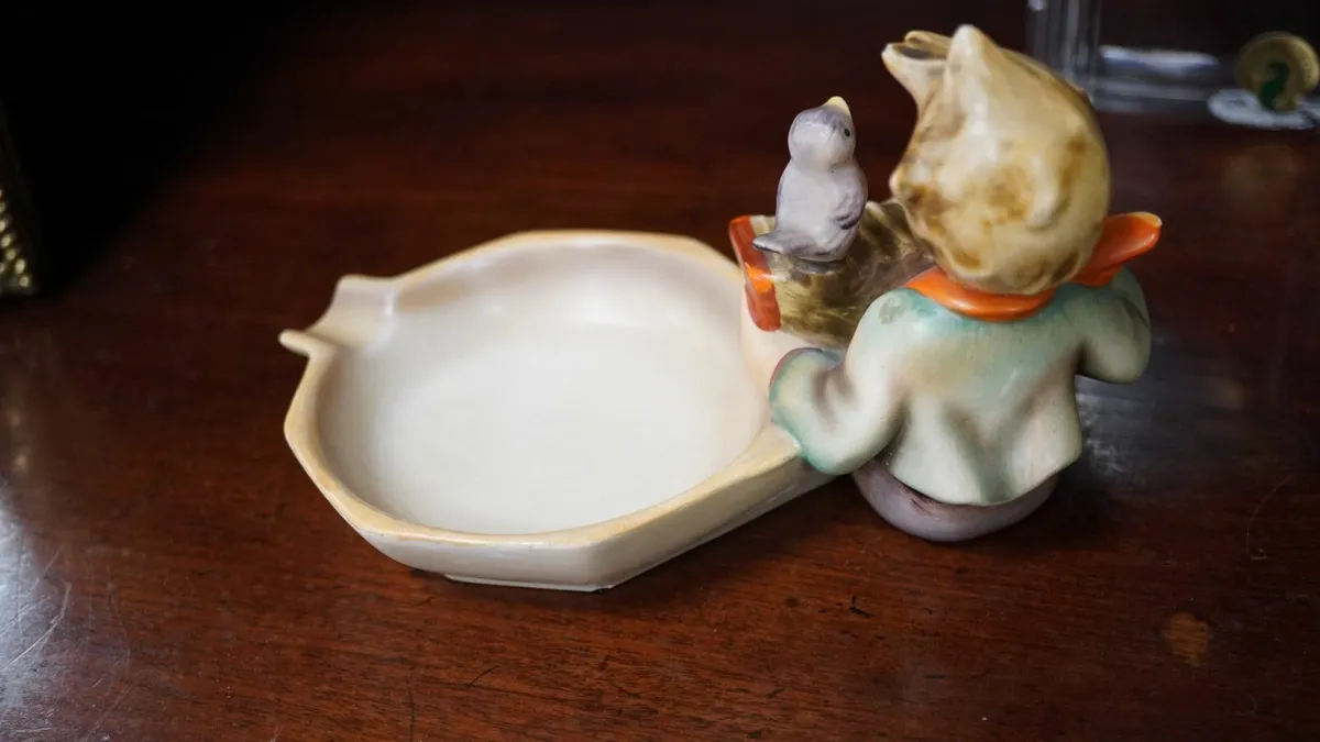 Hummel Figurine - Image 2