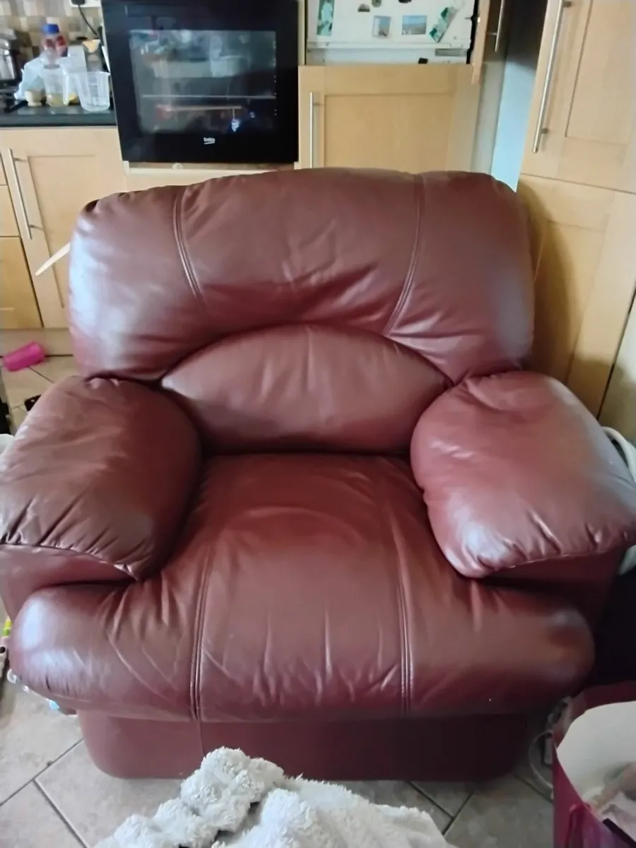Leather chair great condition - Image 1