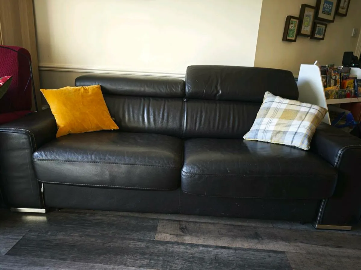 King Size Leather Sofabed - Image 2
