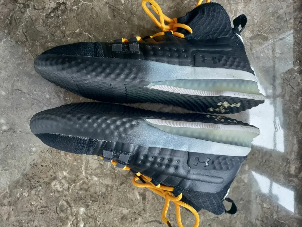 Under Armour Project Rock trainers Size 8uk 42.5eu - Image 3