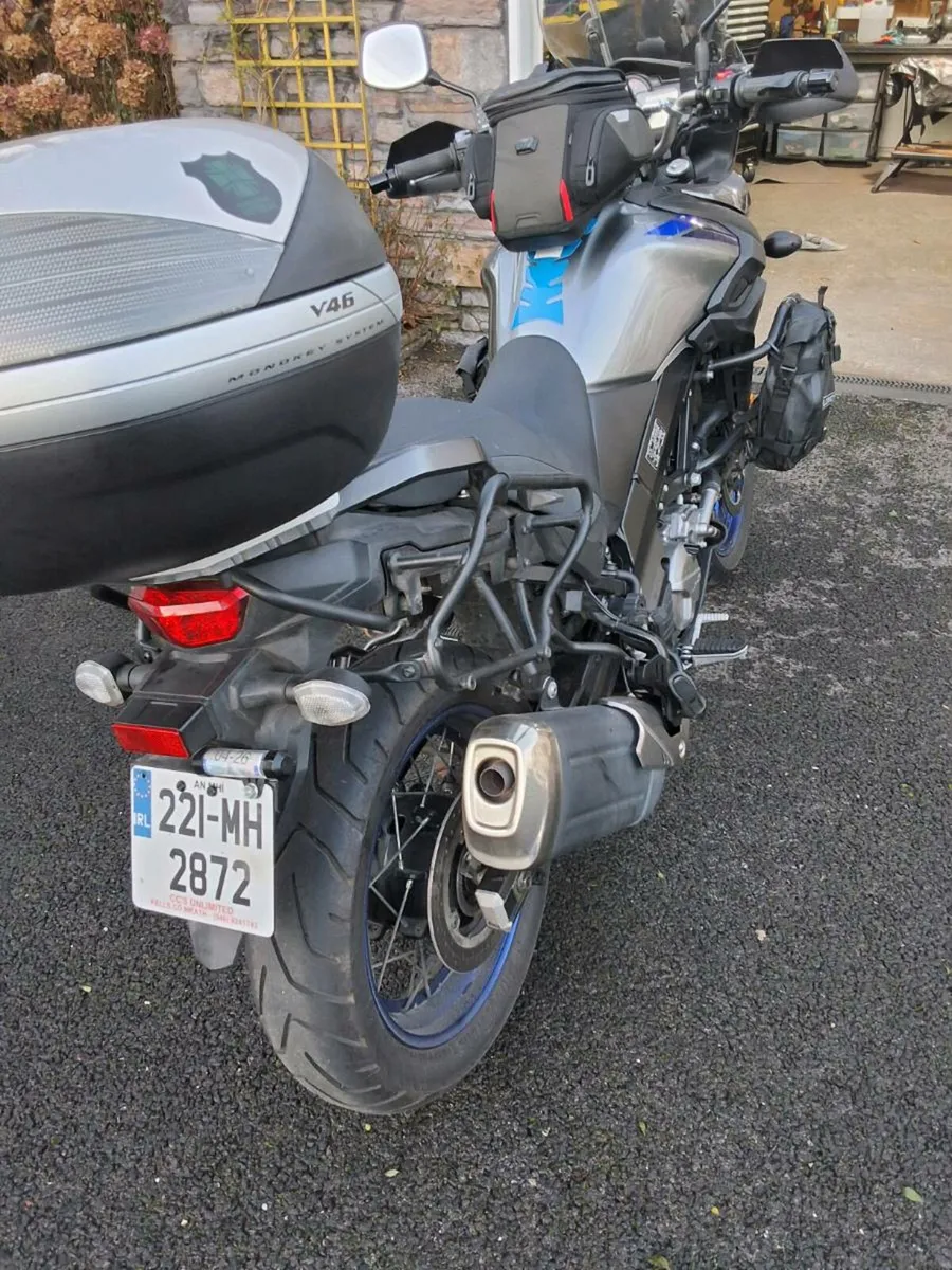 V Strom 650XT - Image 2