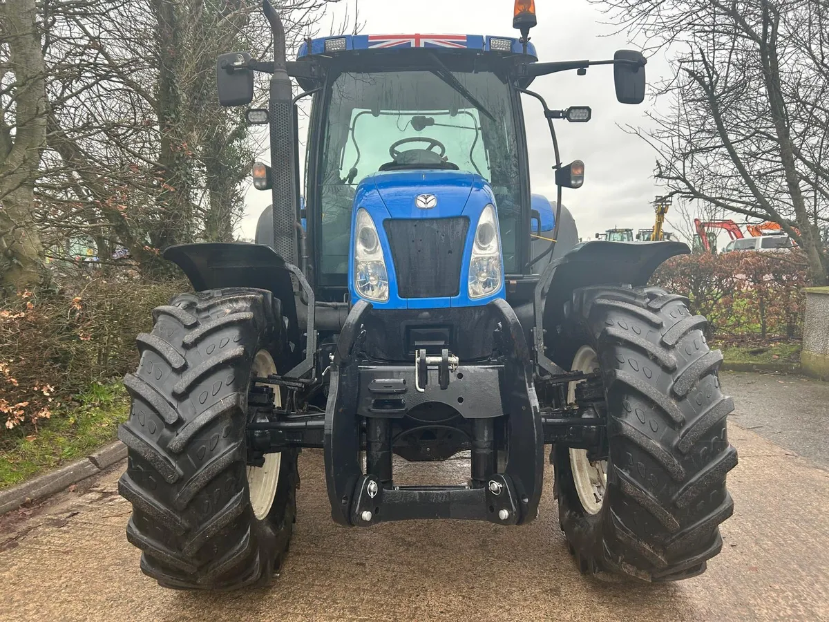 New Holland TS115A - Image 2