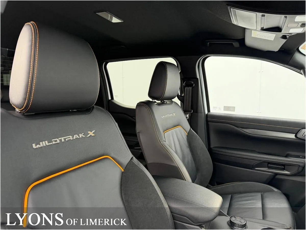 Ford Ranger DOUBLE CAB XLT 170PS MANUAL - Image 3