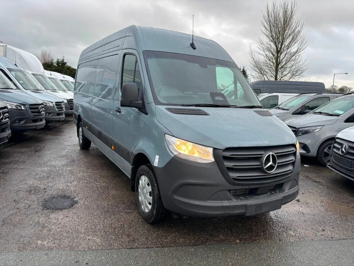 Mercedes-Benz Sprinter 317LWB HIGH ROOF - Image 1