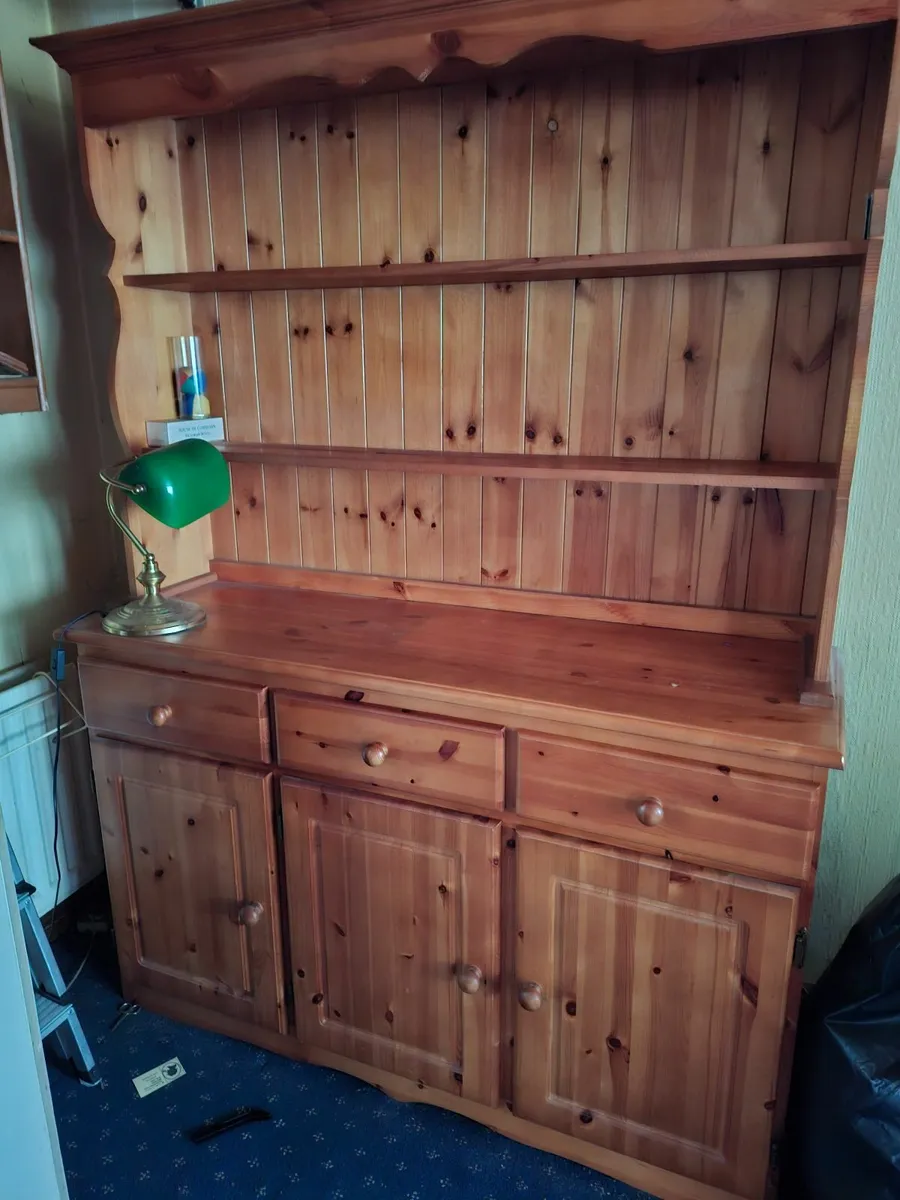 Welch dresser - Image 2