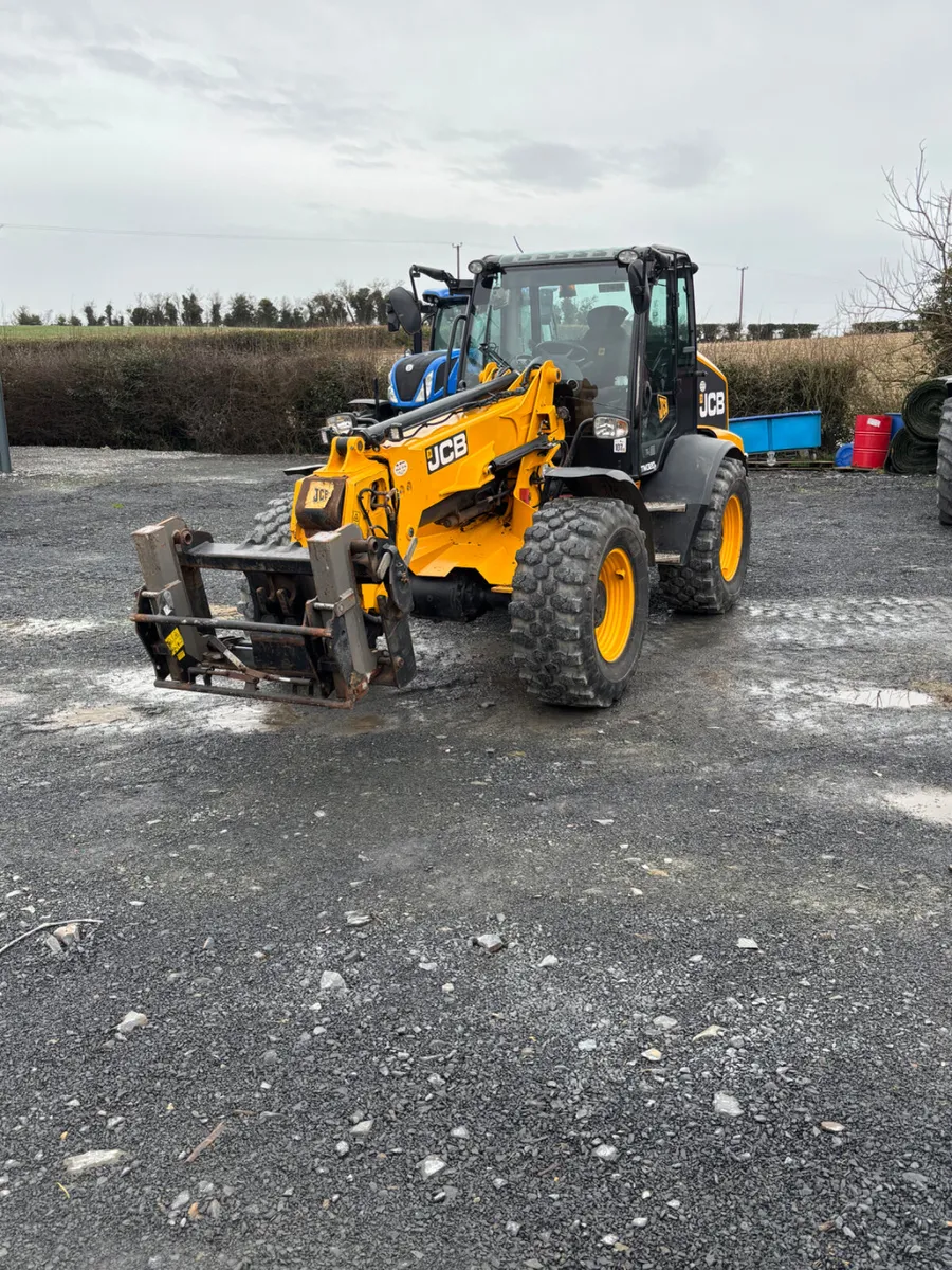 JCB TM320s - Image 1