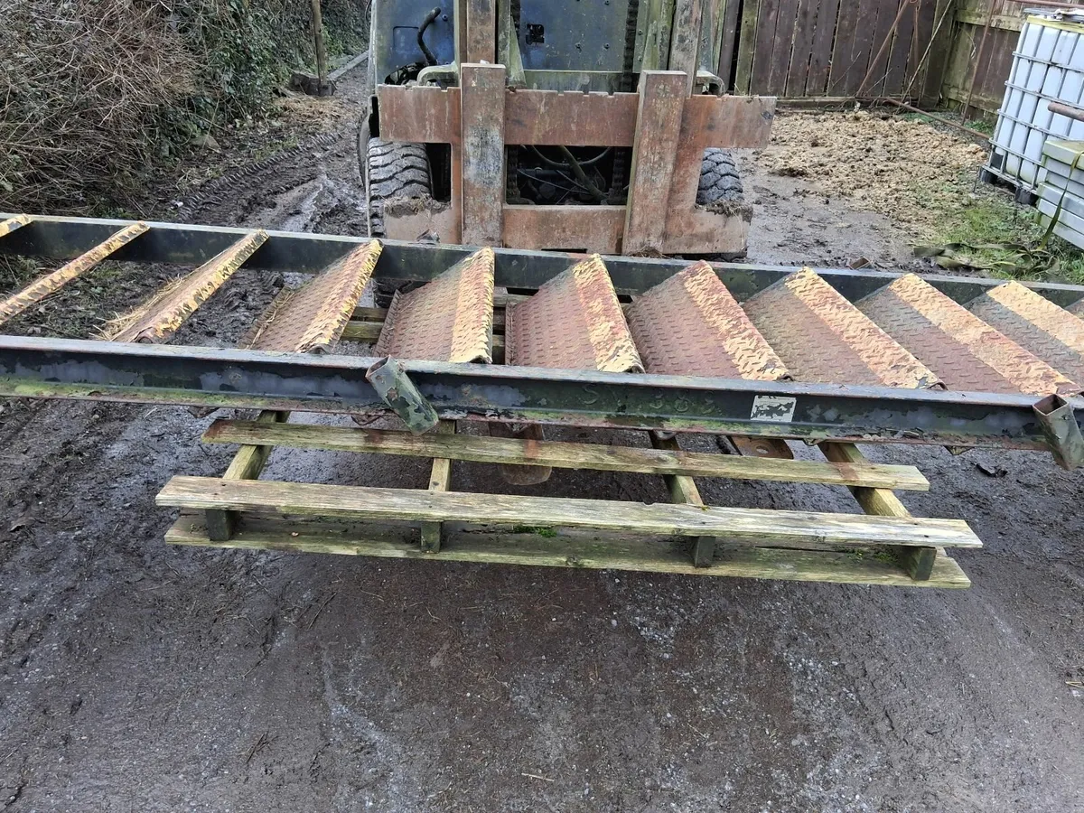 mezzanine floor purlins and staircase - Image 2