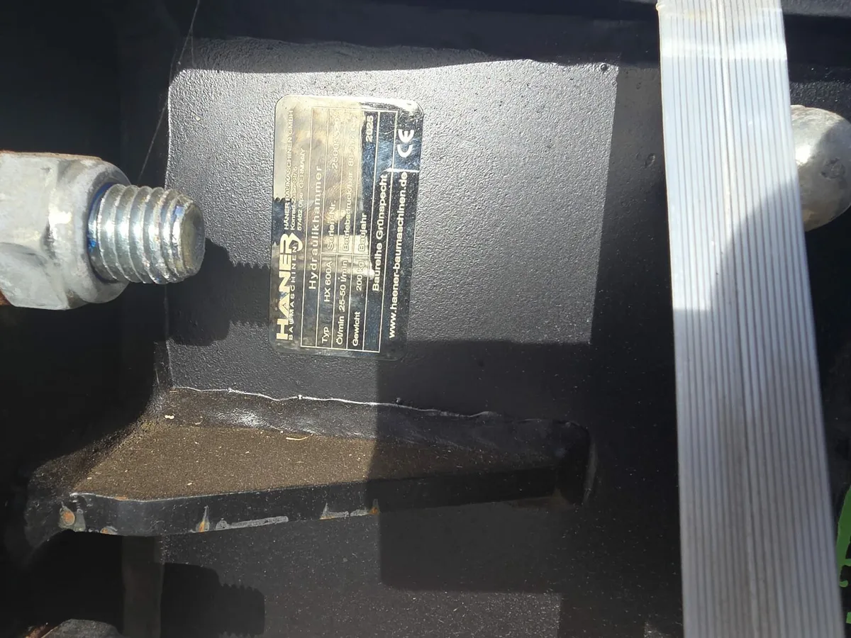 Unused Haner rock breaker 3 tonne Digger - Image 2