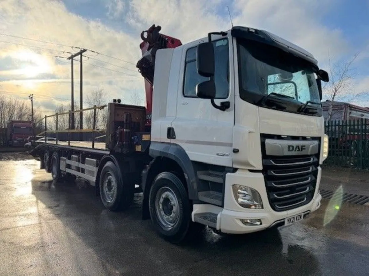 2021 DAF CF450 8x2 Rearlift Beavertail - Image 1