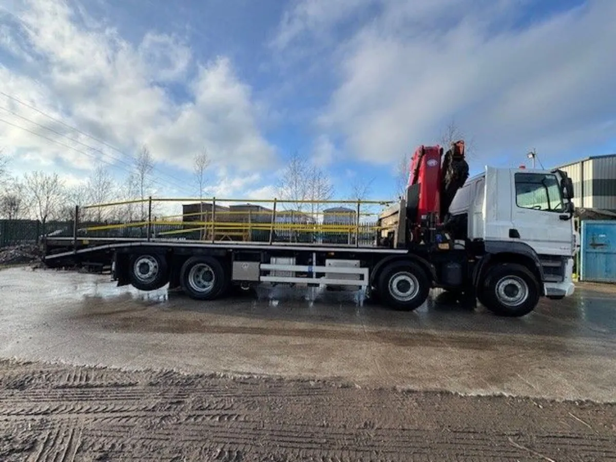 2021 DAF CF450 8x2 Rearlift Beavertail - Image 2