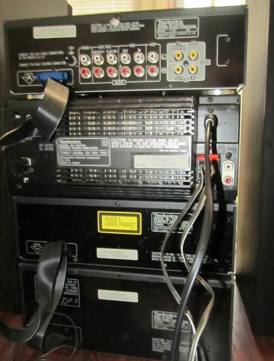 Tecnhics vintage stereo system - Image 2