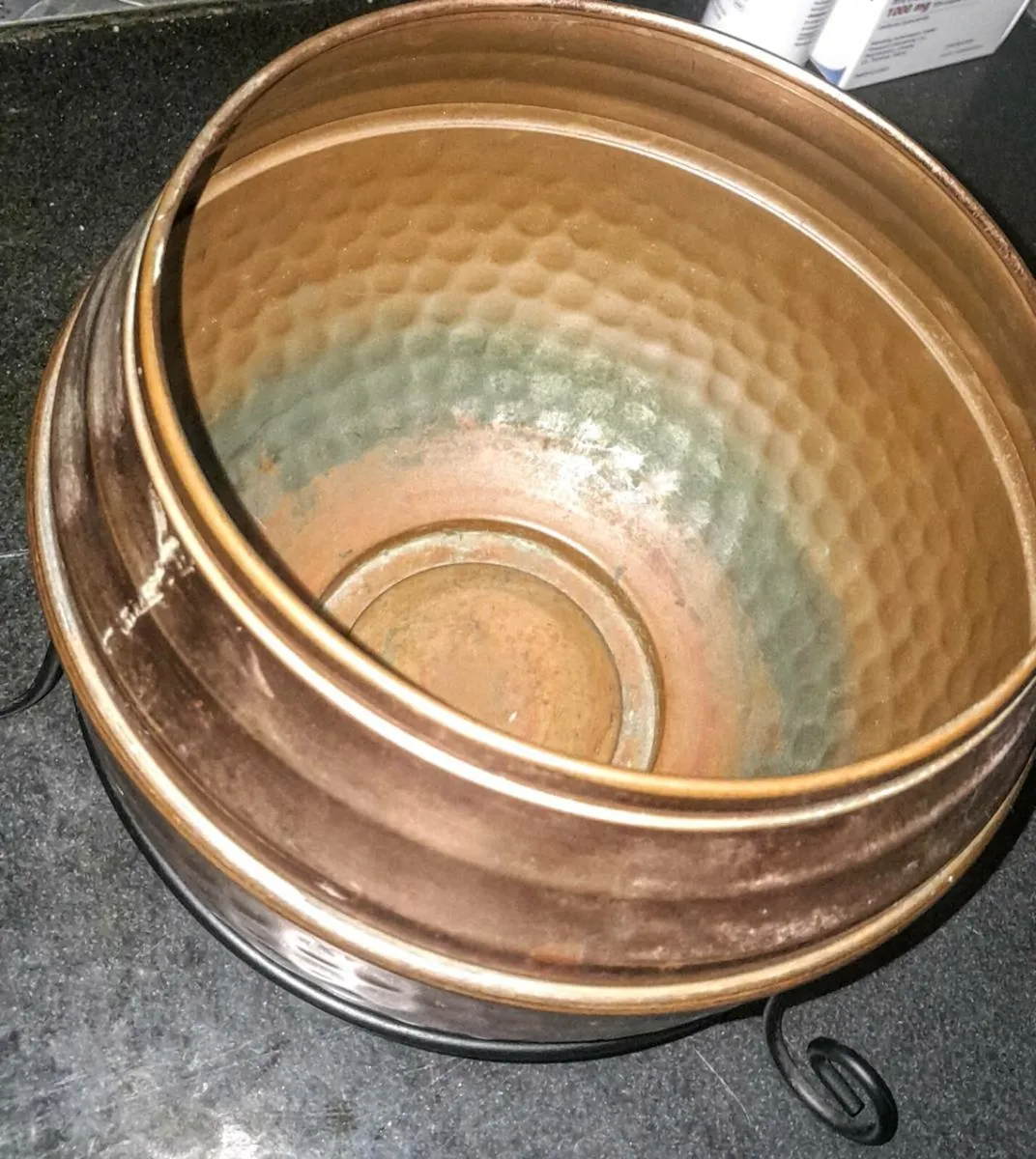 Large copper planter,pot on stand 24x18cm - Image 2