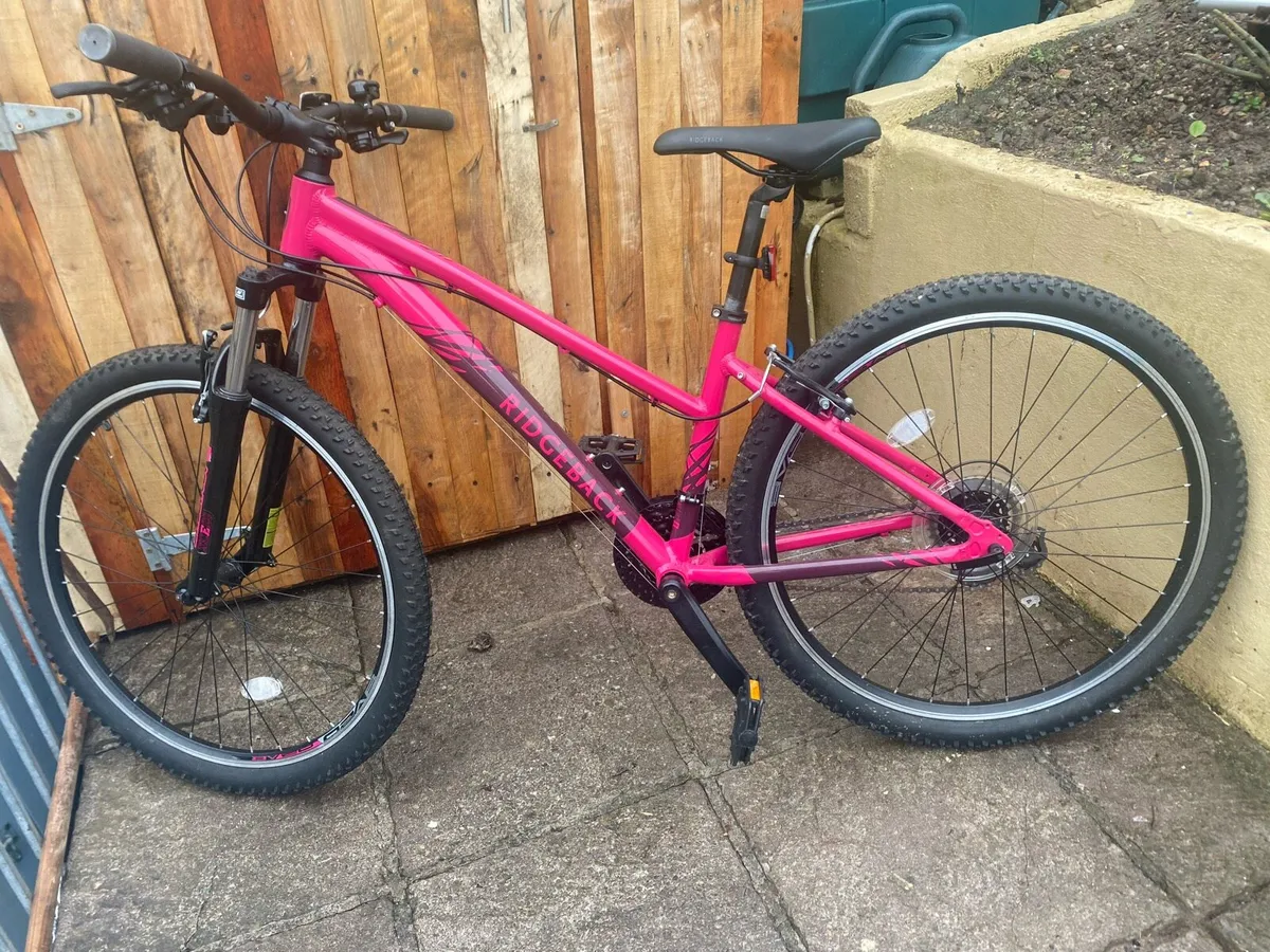 Ridgeback Terrain 2 Mountain Bike 27,5 Wheel - Image 1