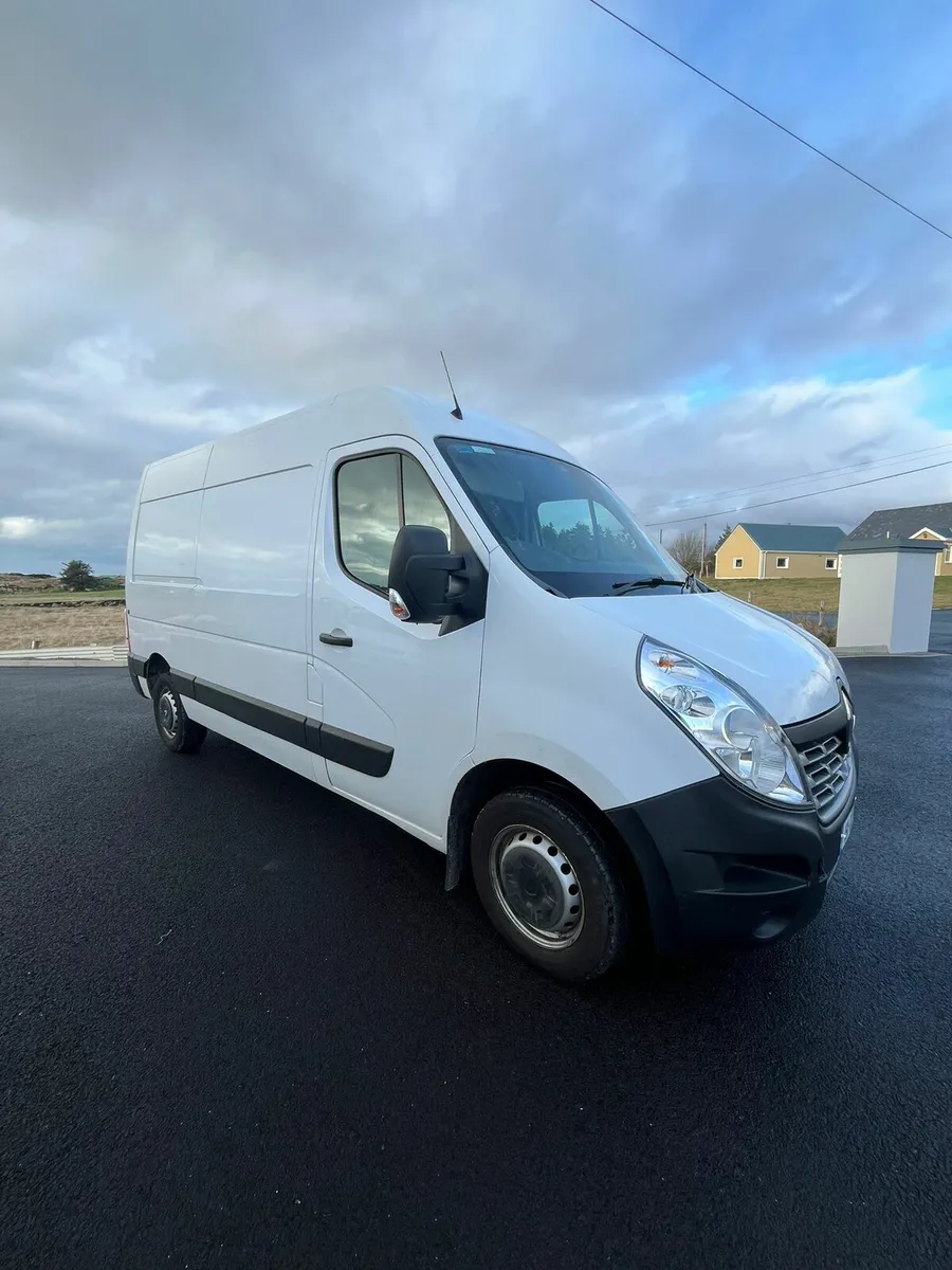 2019 renault master mwb - Image 1