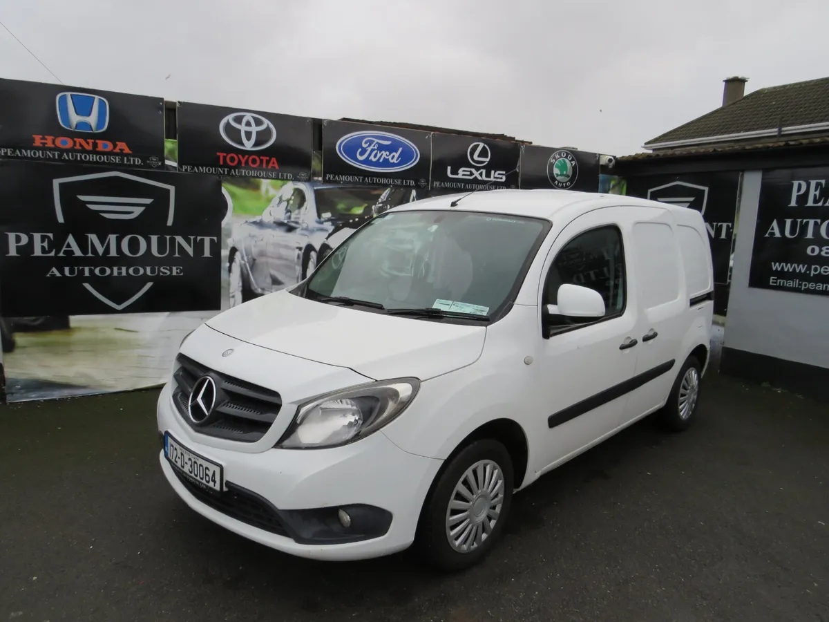 Mercedes-Benz CITAN VAN DIESEL IN WHITE - Image 1