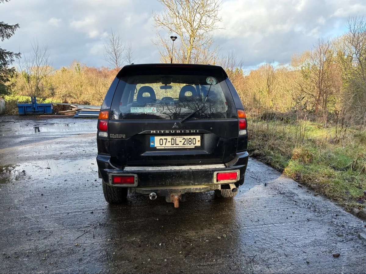 Mitsubishi Pajero 2007 - Image 2