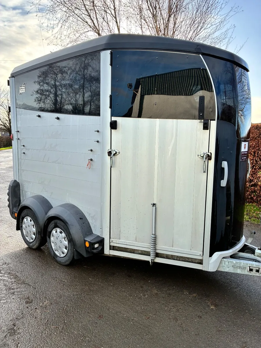 Ifor Williams HBX506 Box– Excellent Condition - Image 1