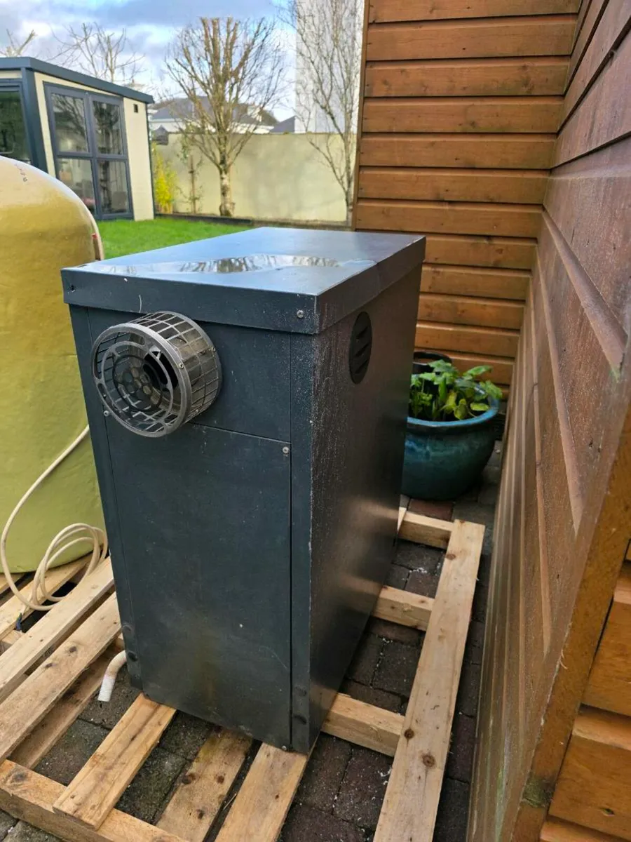 Oil boiler - Image 2