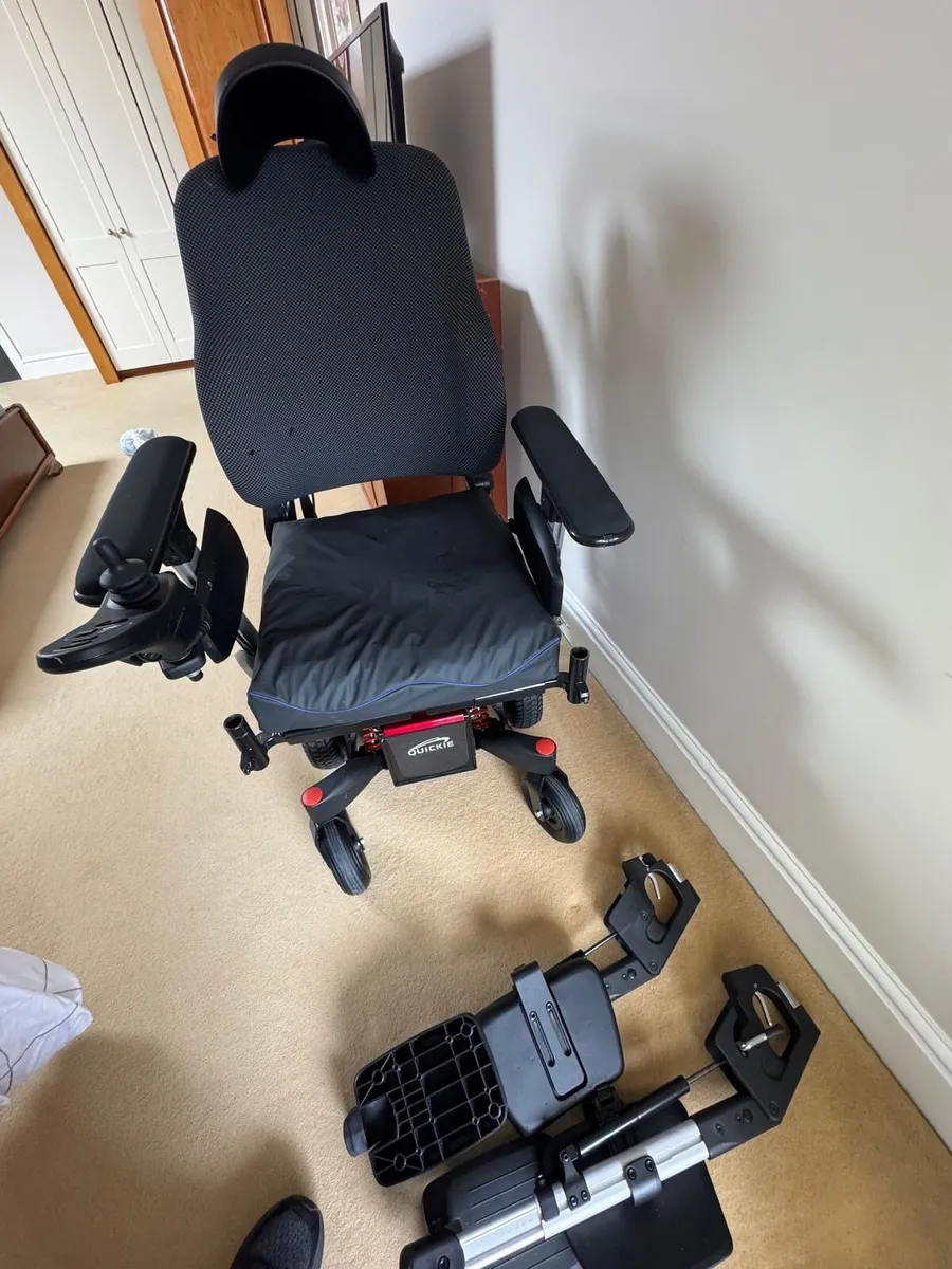 Sunrise Quickie Electric wheelchair half price - Image 4