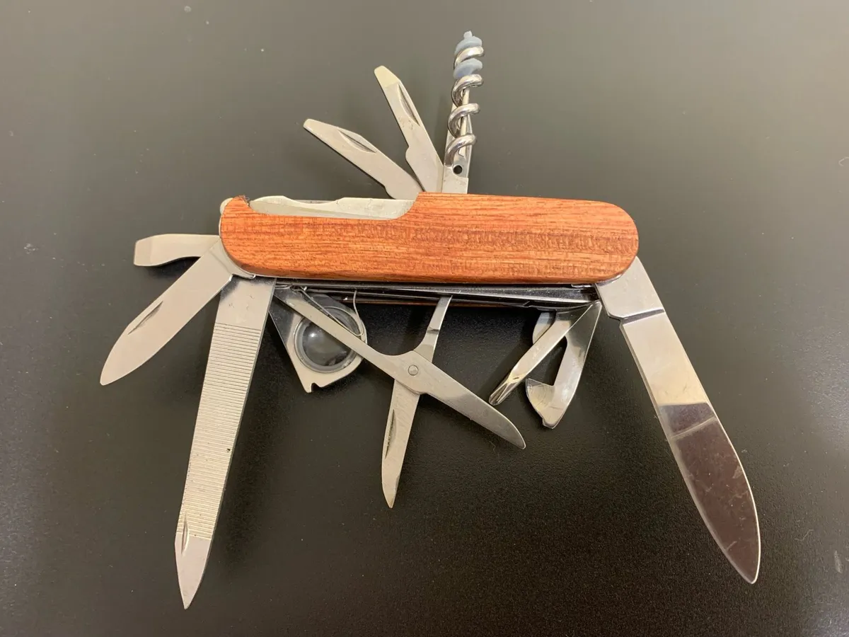 Stainless Steel and Wood multi Tool knife x 30 - Image 1