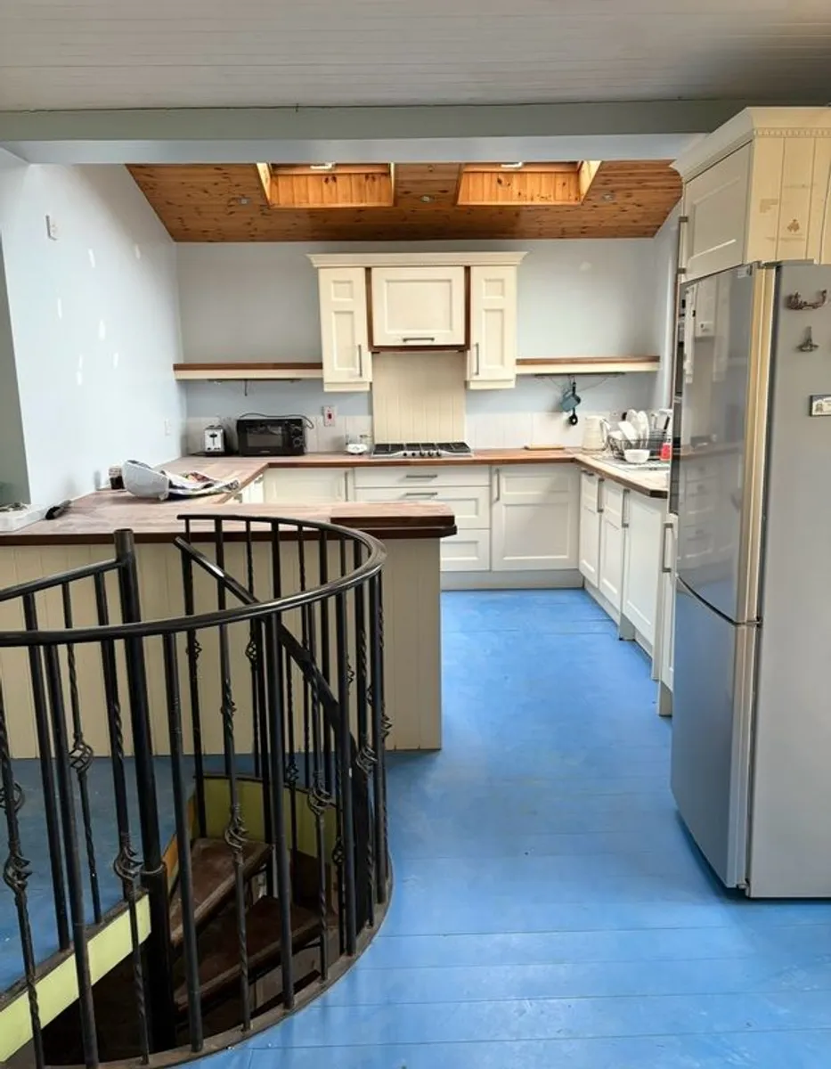 spiral stairs - Image 3