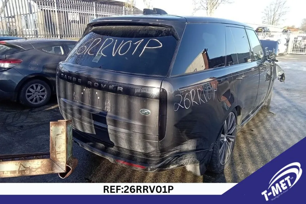 2025 LAND ROVER RANGE ROVER BREAKING FOR PARTS - Image 2