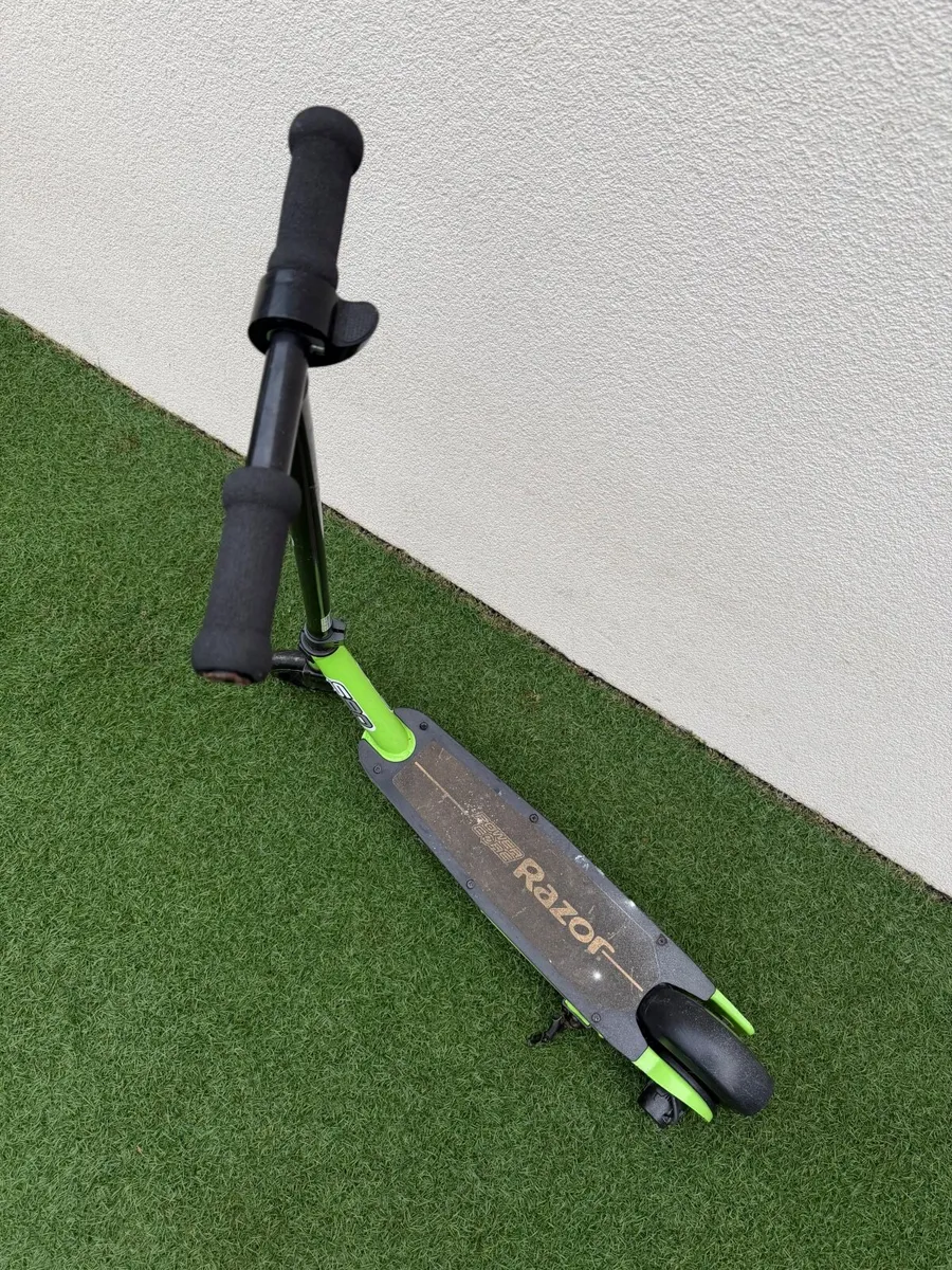 Electric Scooter for sale - Image 3