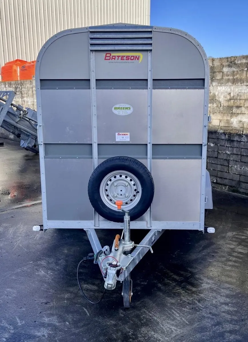 Bateson 42LT 10' x 5' Livestock Trailer - Image 2