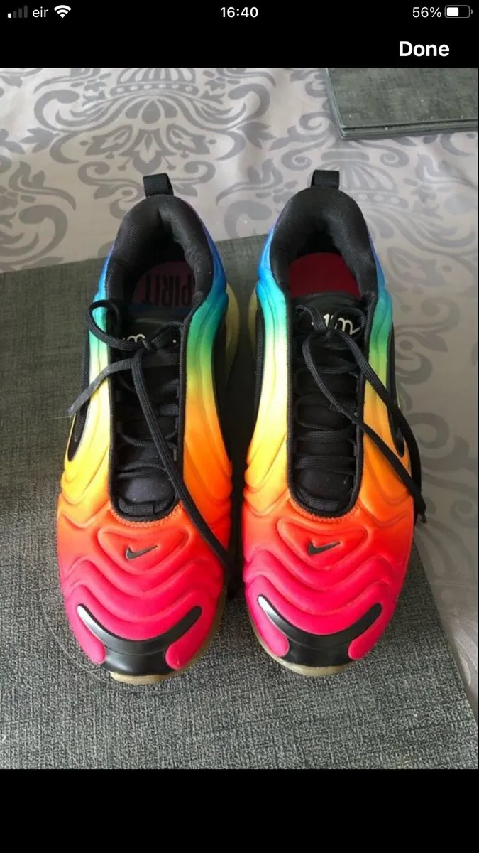 Mens trainers like new size 8 €50 - Image 1