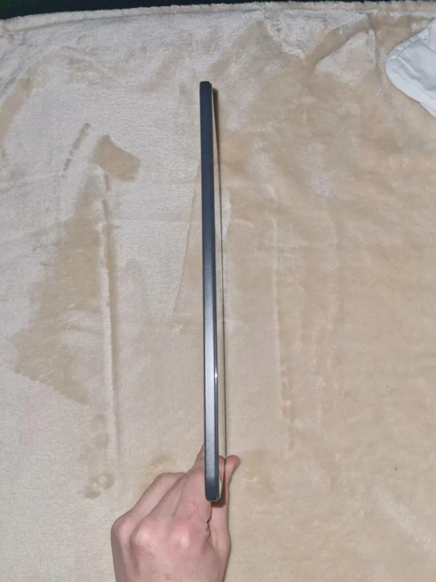 Samsung Tablet - Image 3