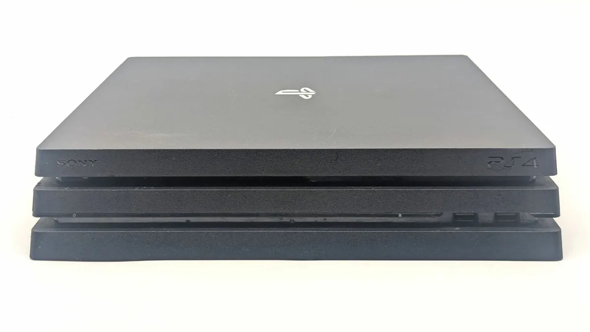 Sony PlayStation 4 Pro Console 1TB CUH-7116B Black - Image 2