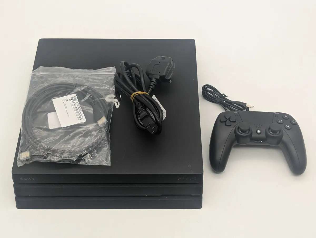 Sony PlayStation 4 Pro Console 1TB CUH-7116B Black - Image 4