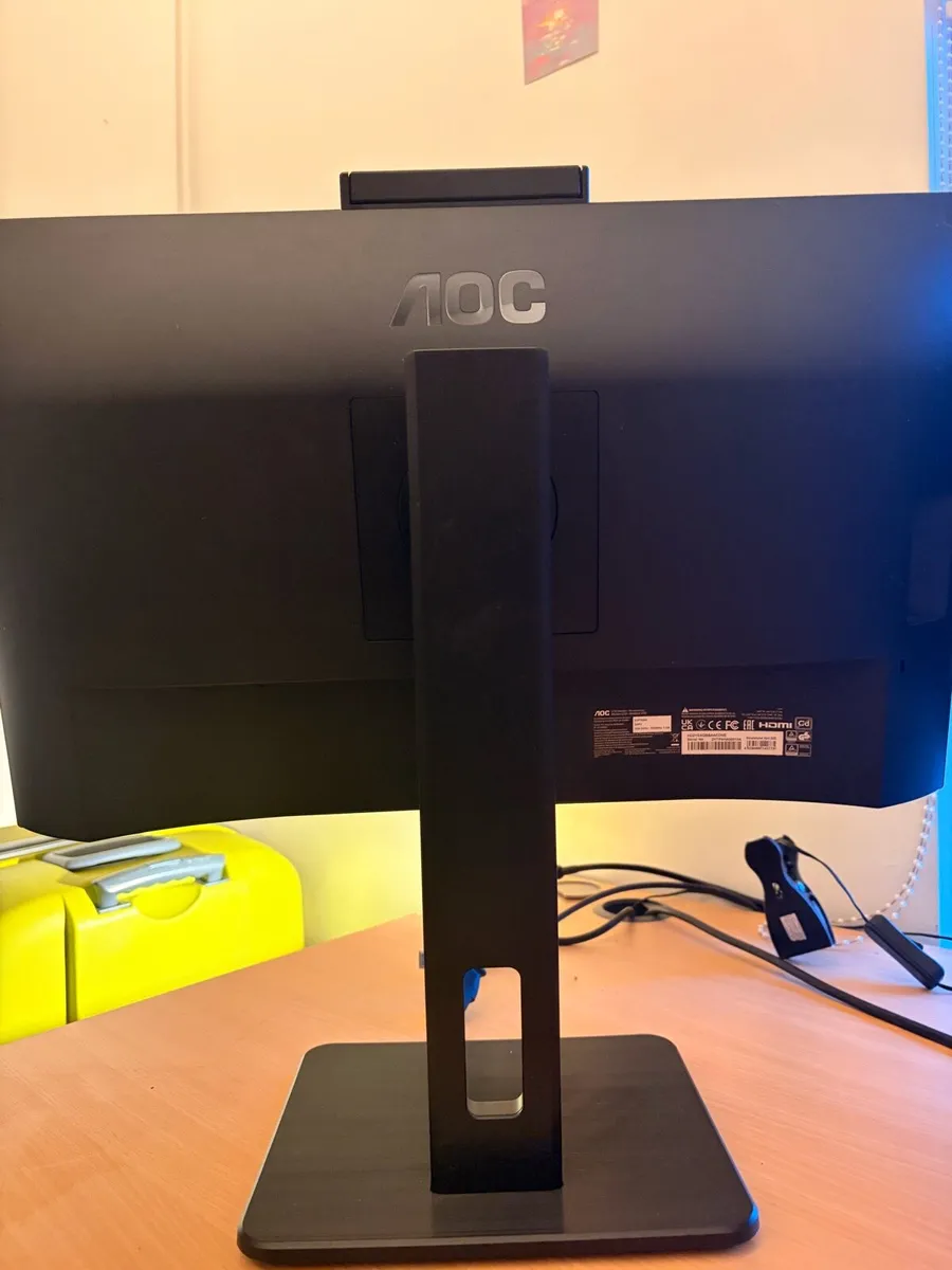 AOC LED Monitor 24P3QW - Image 2