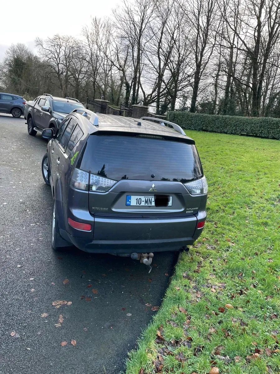 Mitsubishi Outlander - Image 4