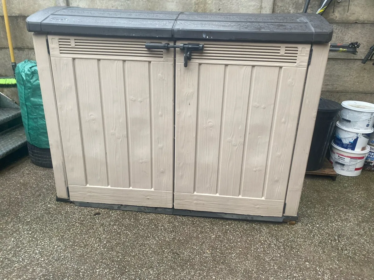Keter Outdoor Garden Storage Shed - Image 1